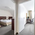 Hotel Petrovy Kameny Karlova Studánka