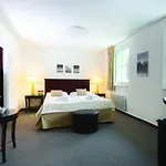 Hotel Petrovy Kameny Karlova Studánka