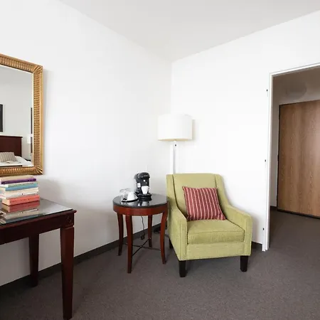 Petrovy Kameny Hotel 4*