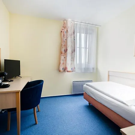 Hotel Petrovy Kameny Karlova Studanka