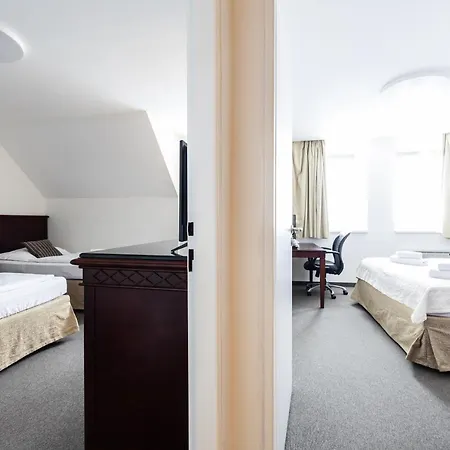 Hotel Petrovy Kameny Karlova Studánka