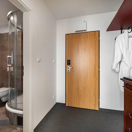 Hotel Petrovy Kameny 4*