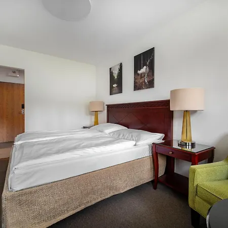 Petrovy Kameny Hotel 4*