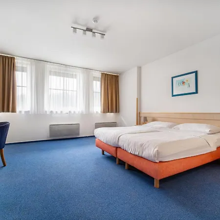 Hotel Petrovy Kameny Karlova Studánka