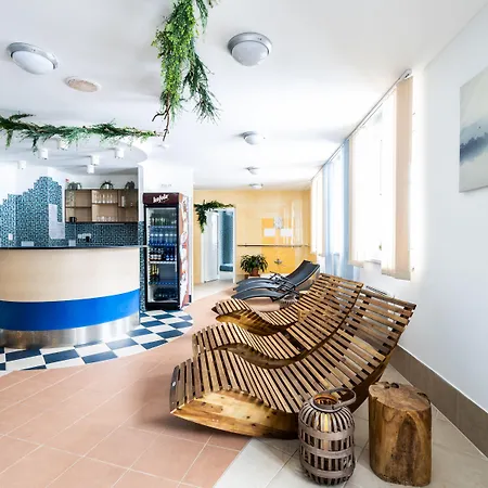 Petrovy Kameny Hotel 4*